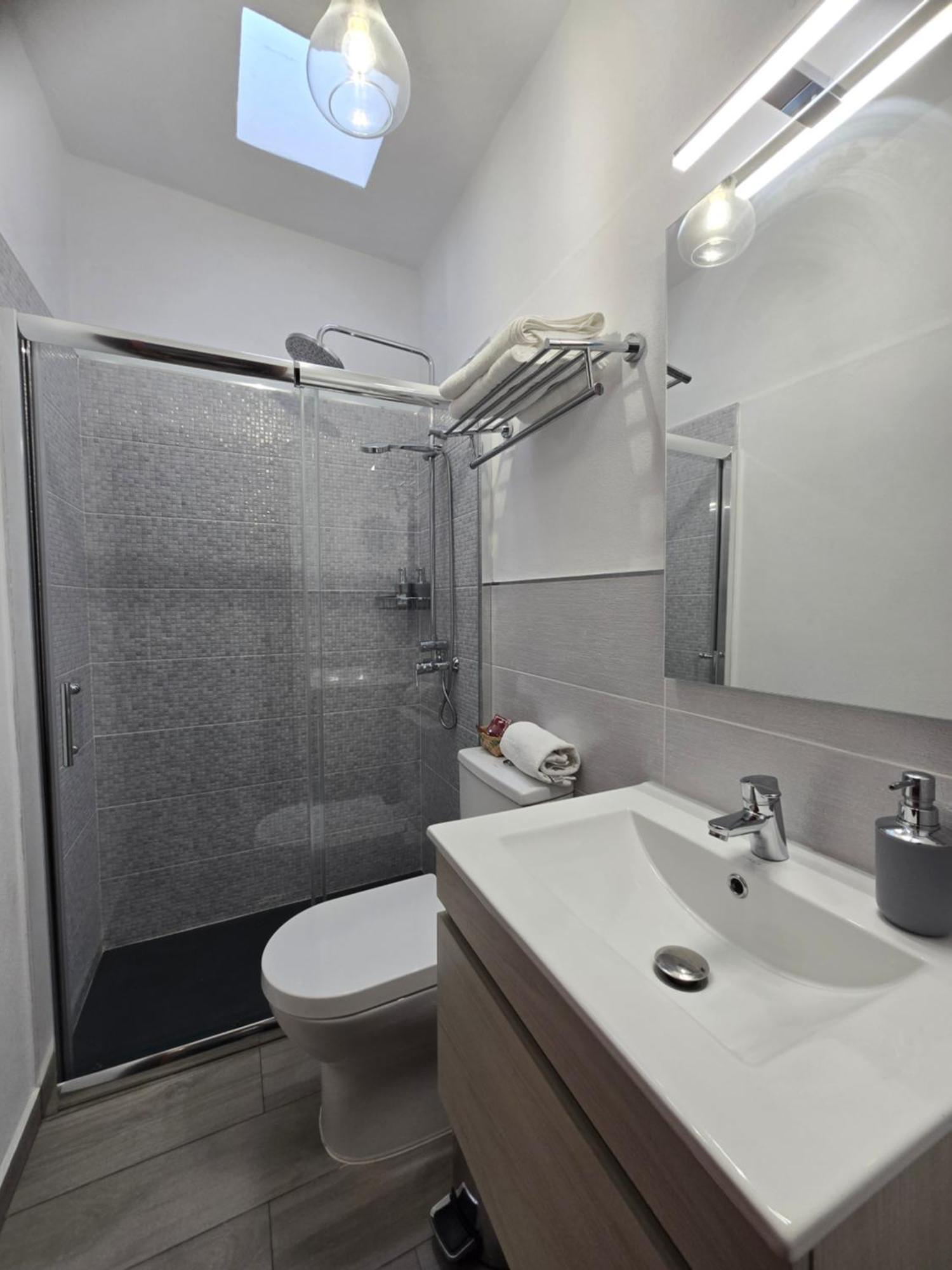 Apartamentos Los Volcanes Fuencaliente de la Palma Esterno foto