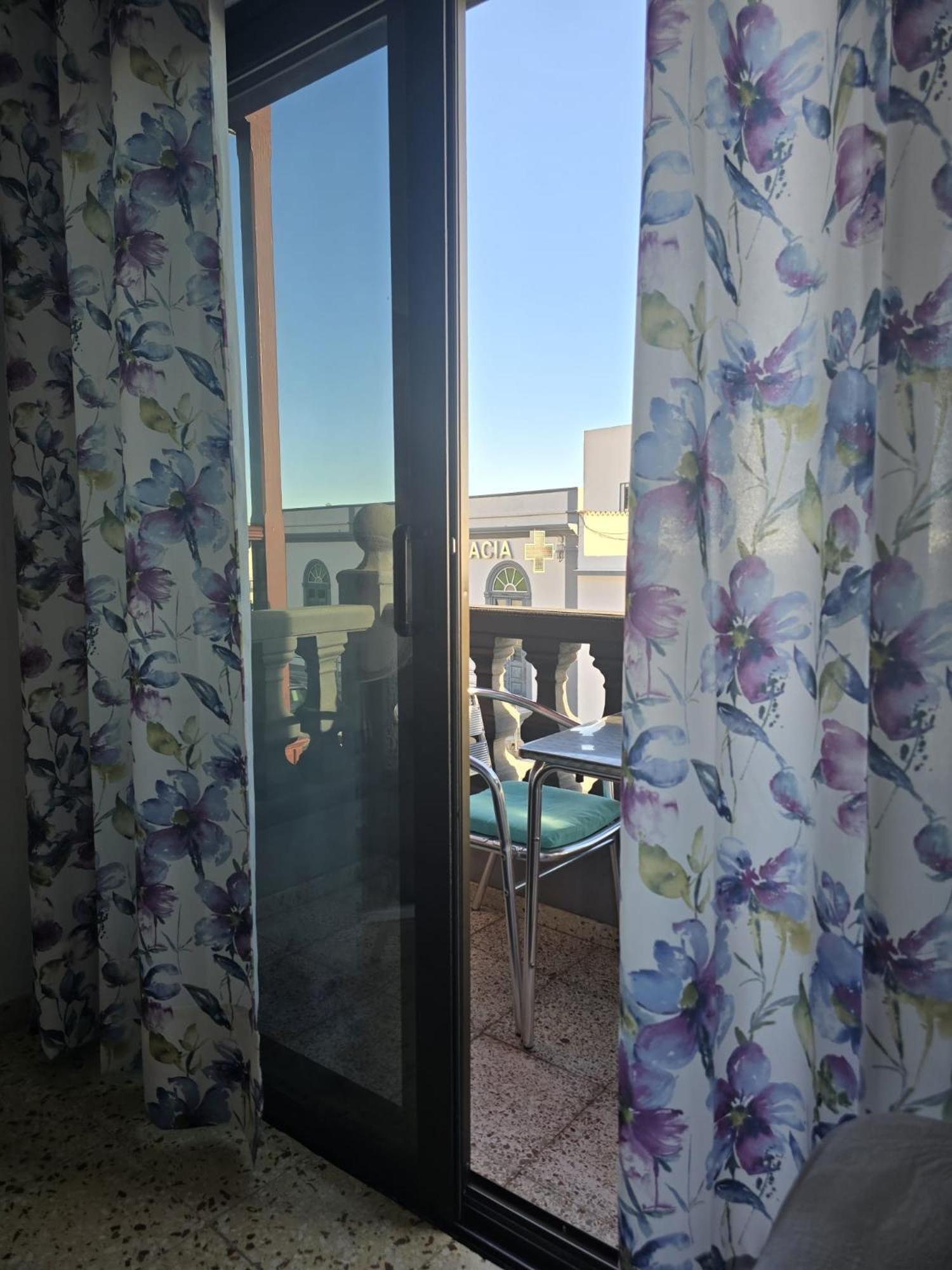 Apartamentos Los Volcanes Fuencaliente de la Palma Esterno foto